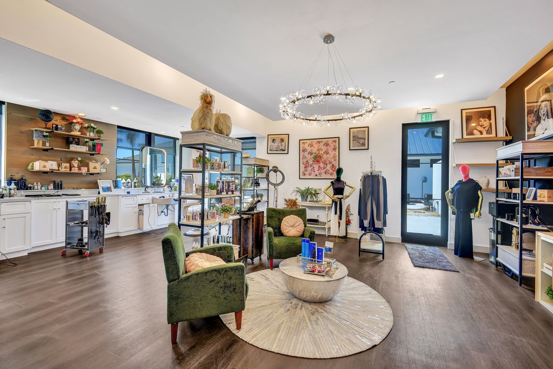 13925 Old Coast Rd #2205, Naples, FL 34110