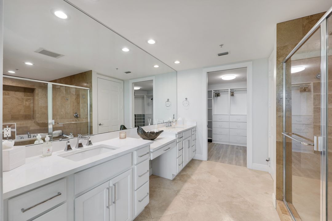 275 Indies Way #1703, Naples, FL 34110