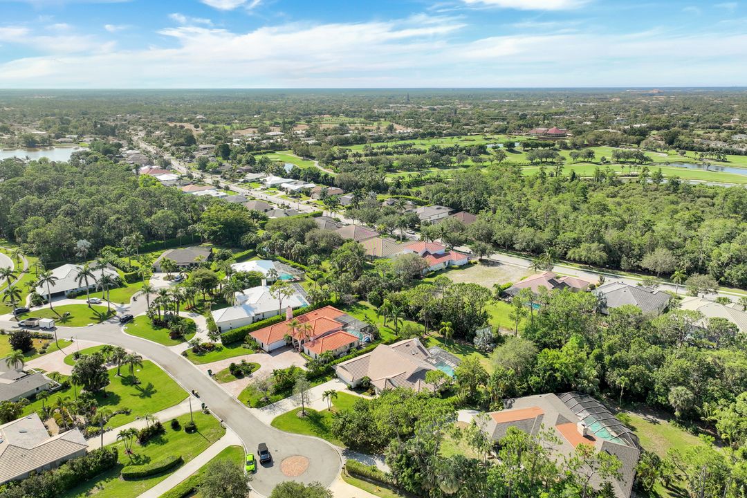 2209 Noble Ct, Naples, FL 34110