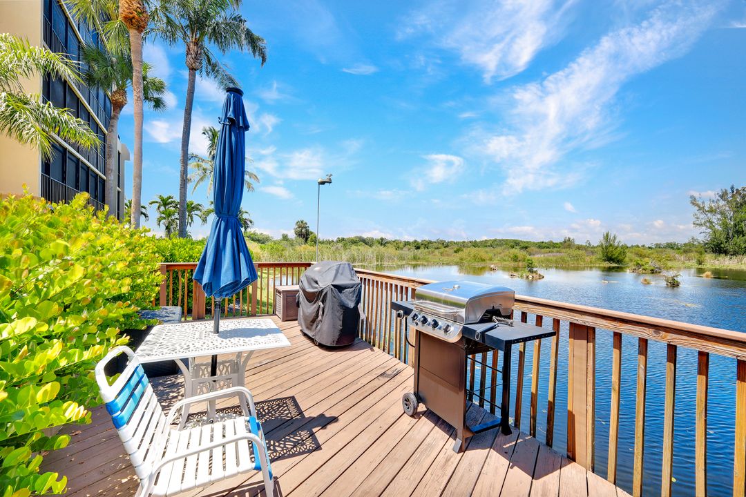7129 Lakeridge View Court #302, Fort Myers, FL 33907