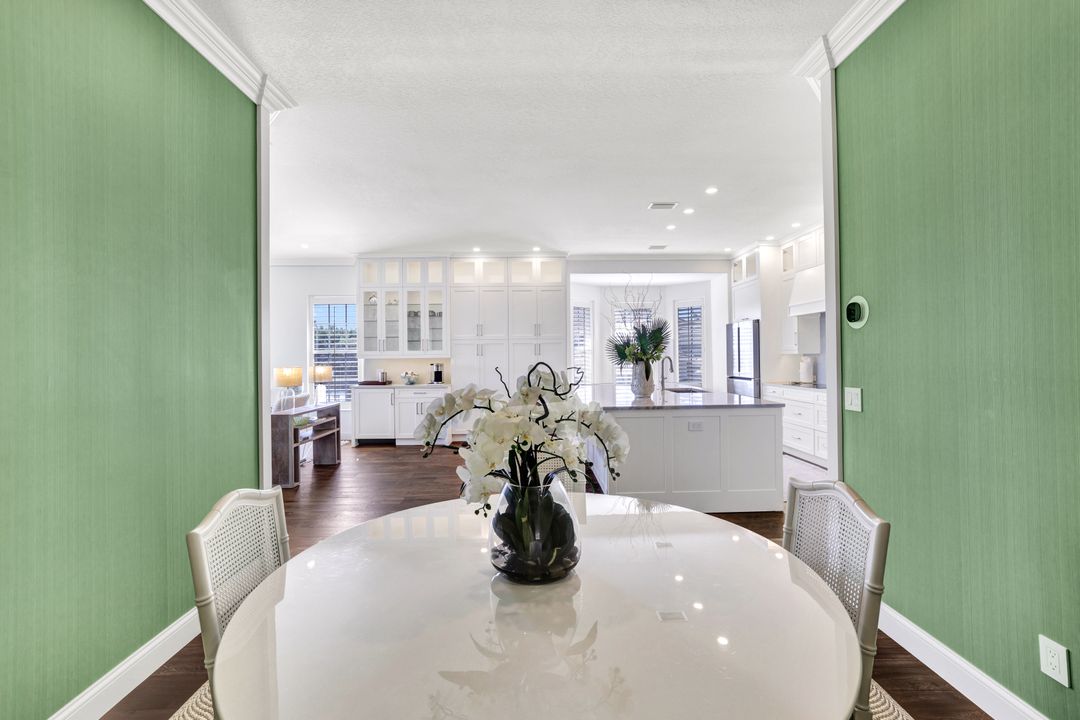1876 Seville Blvd #1522, Naples, FL 34109