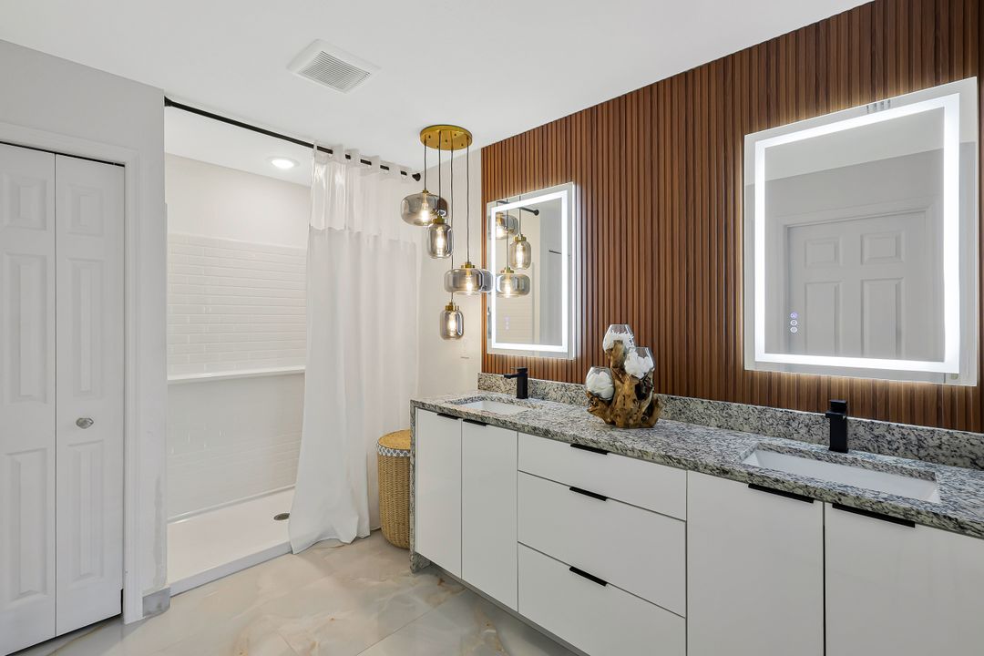 2003 NE 6th Ave, Cape Coral, FL 33909