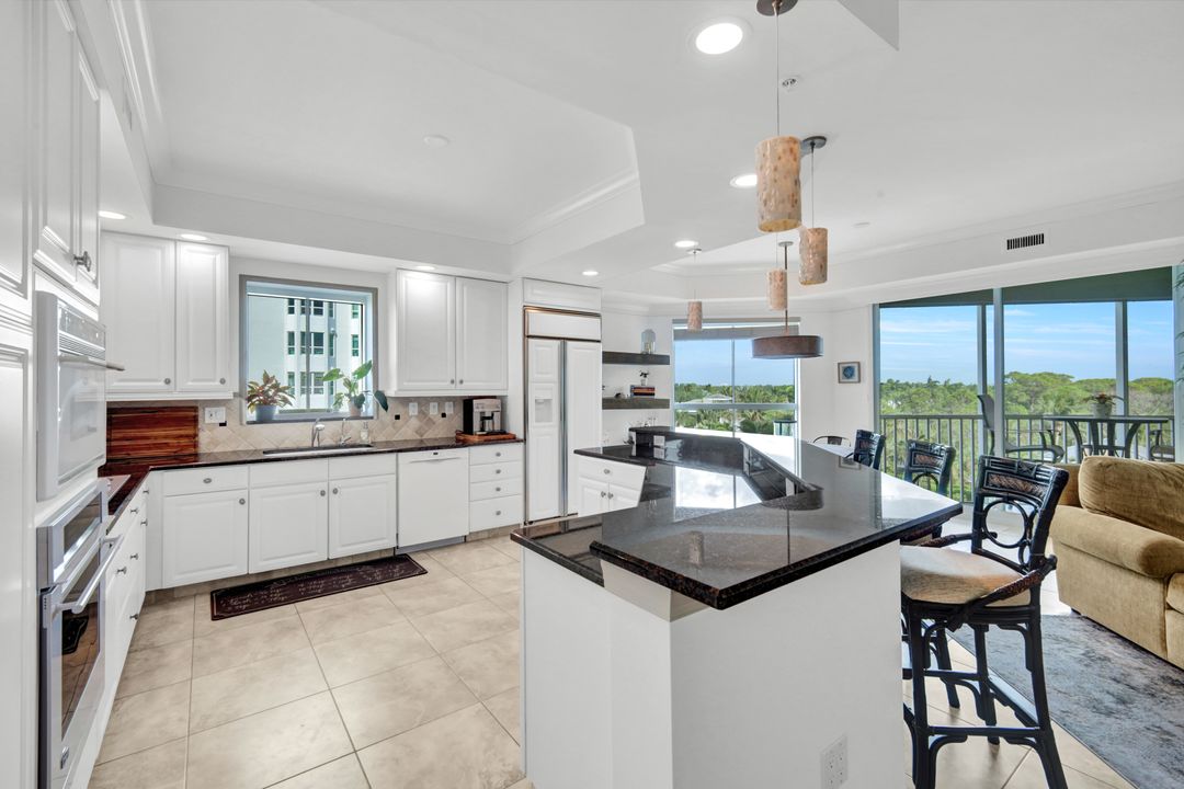 295 Grande  Way  #306, Naples, FL 34110