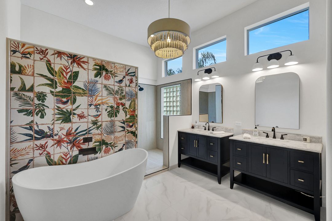 8133 Lowbank Dr, Naples, FL 34109