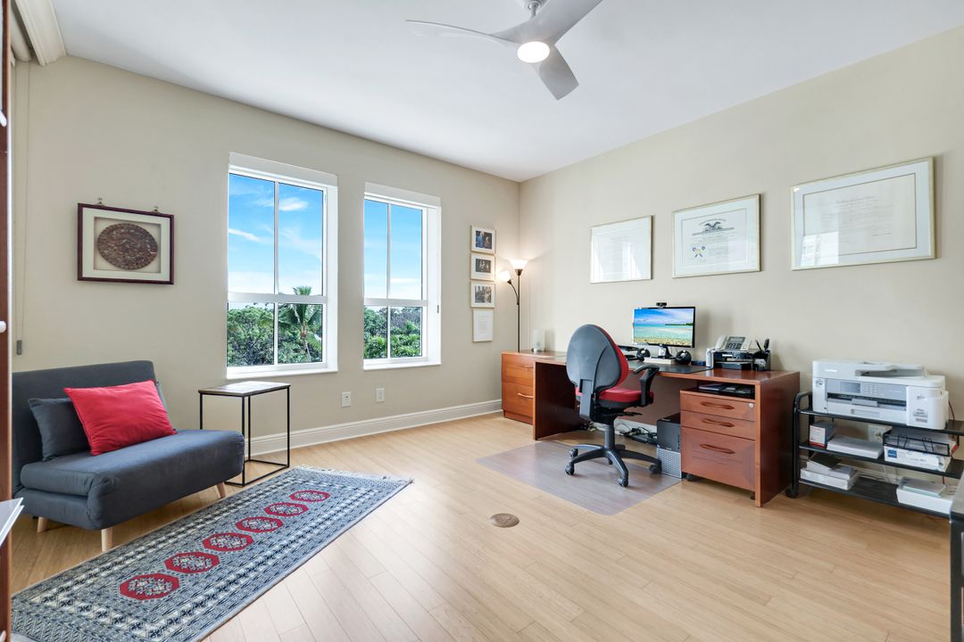 285 Grande Way #401, Naples, FL 34110