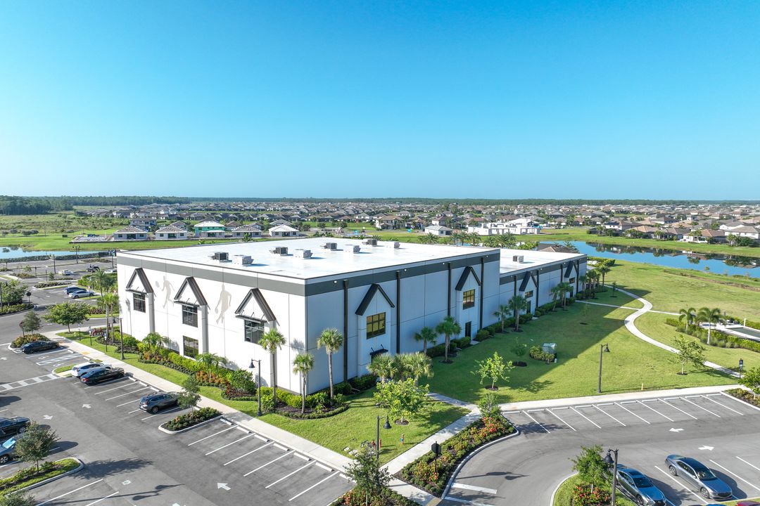 20301 Barefoot Ski Blvd, Estero, FL 33928