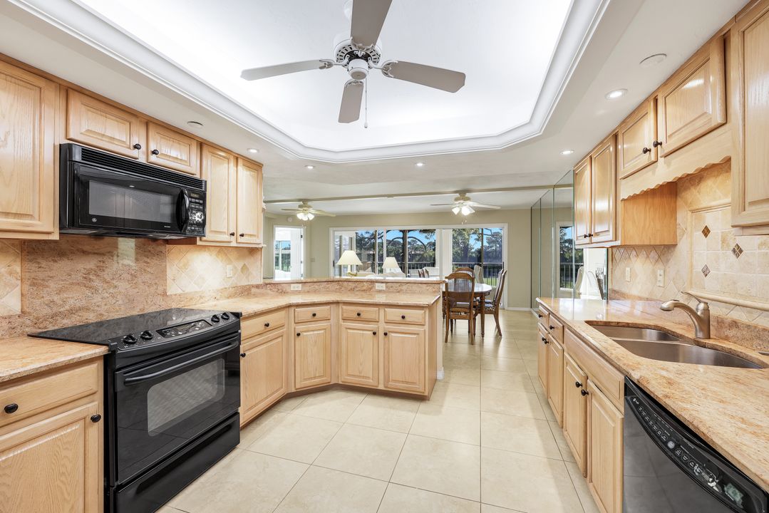 26900 Wedgewood Dr #305, Bonita Springs, FL 34134