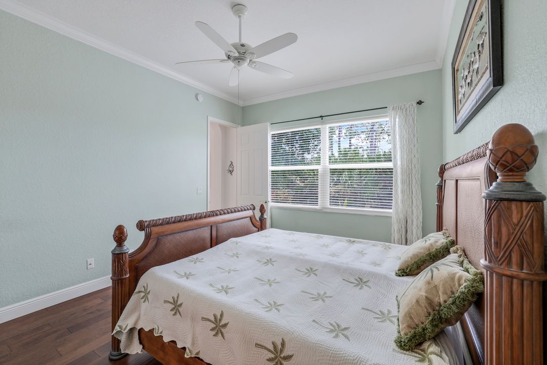 994 Eastham Way #101, Naples, FL 34104
