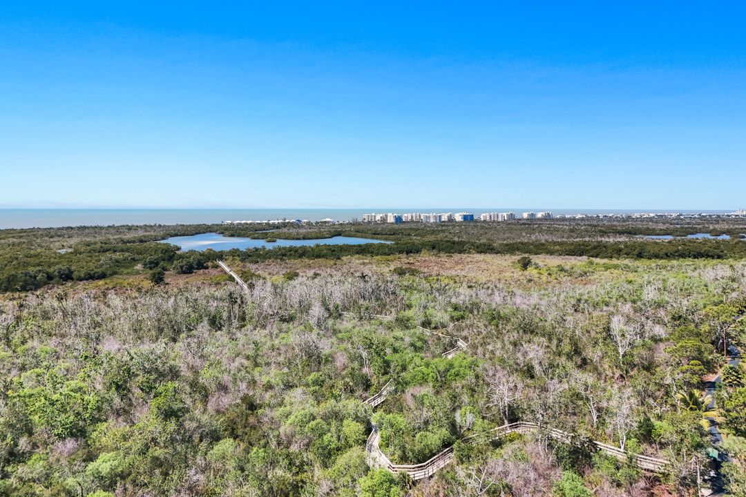 270 Naples Cove Dr #3205, Naples, FL 34110