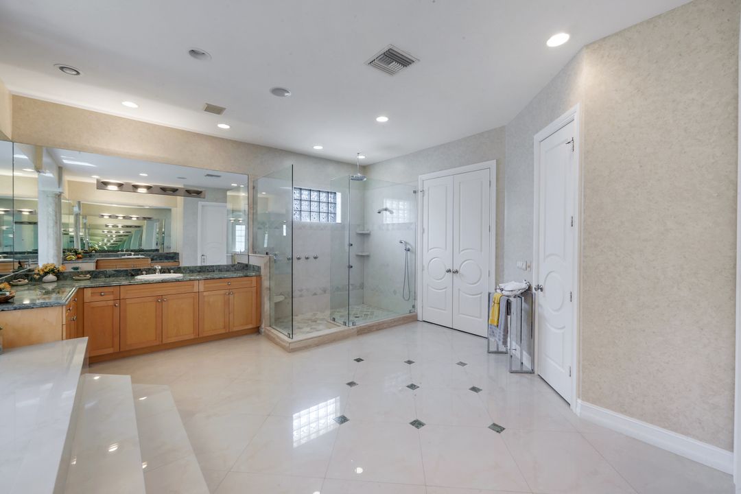 1658 McIlvaine Ct, Marco Island, FL 34145