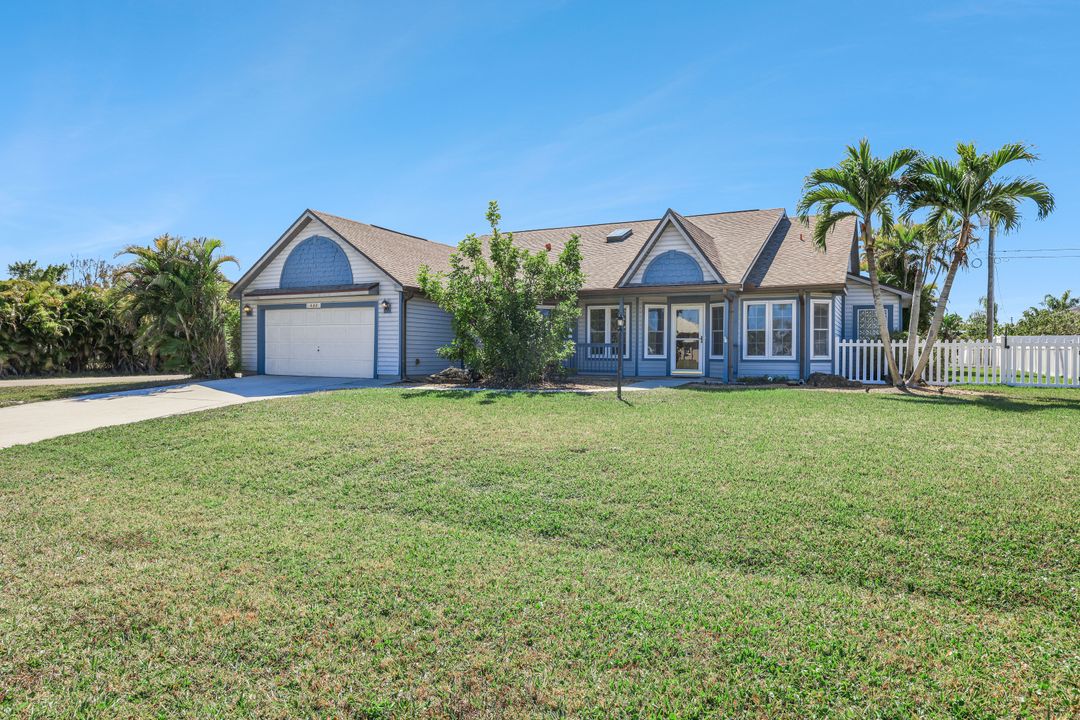 432 SE 17th St, Cape Coral, FL 33990