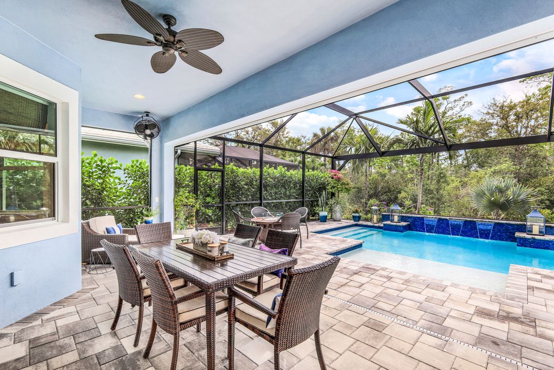 6323 Antigua Way, Naples, FL 34112