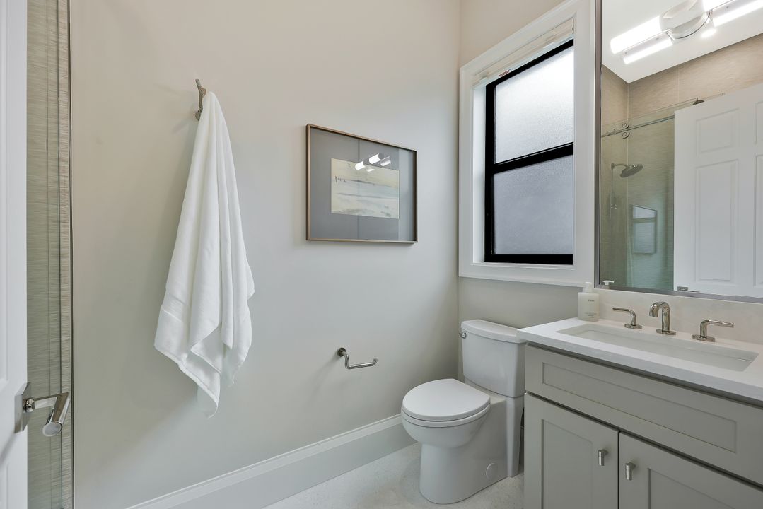 470 Terra Vista Ct, Naples, FL 34119