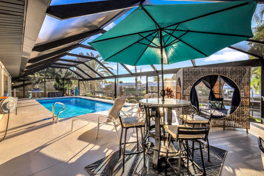 4934 SW 2nd Pl, Cape Coral, FL 33914