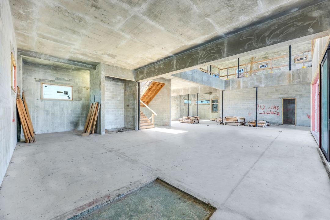 415 Seabee Ave, Naples, FL 34108