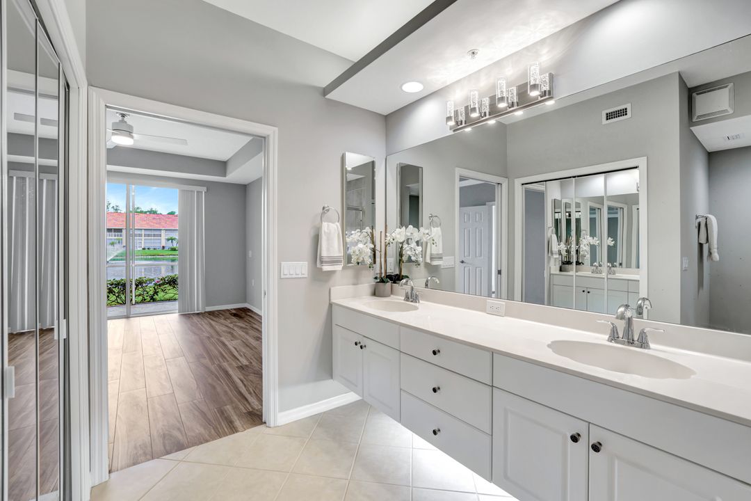 2386 Magnolia Ave #15, Naples, FL 34112