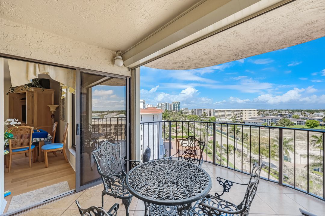 3215 Gulf Shore Blvd N #611, Naples, FL 34103