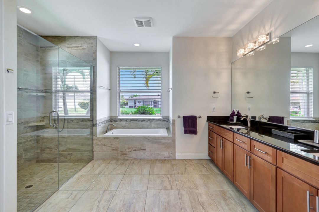 1726 SW 45th St, Cape Coral, FL 33914