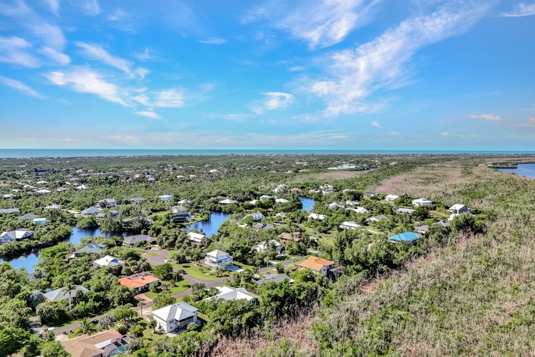 1737 Serenity Ln, Sanibel, FL 33957