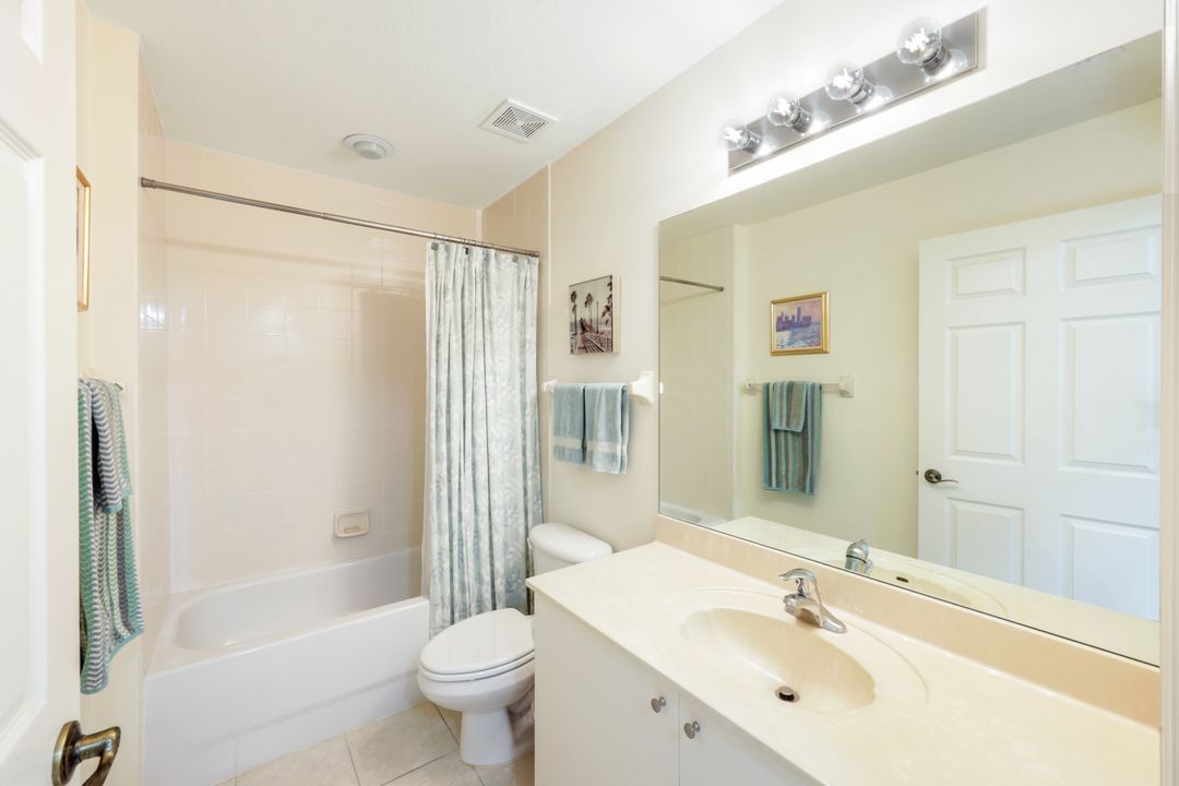 4455 Botanical Pl Cir #103, Naples, FL 34112
