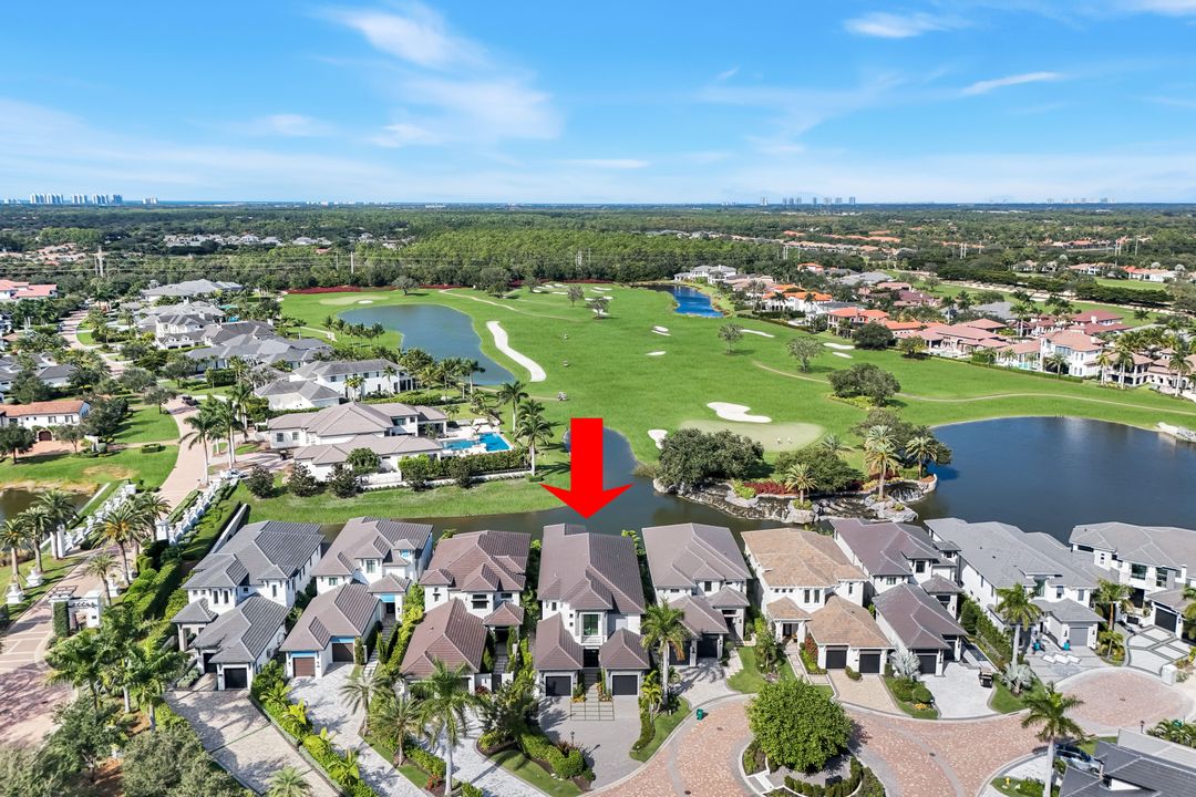 16647 Isola Bella Ln, Naples, FL 34110