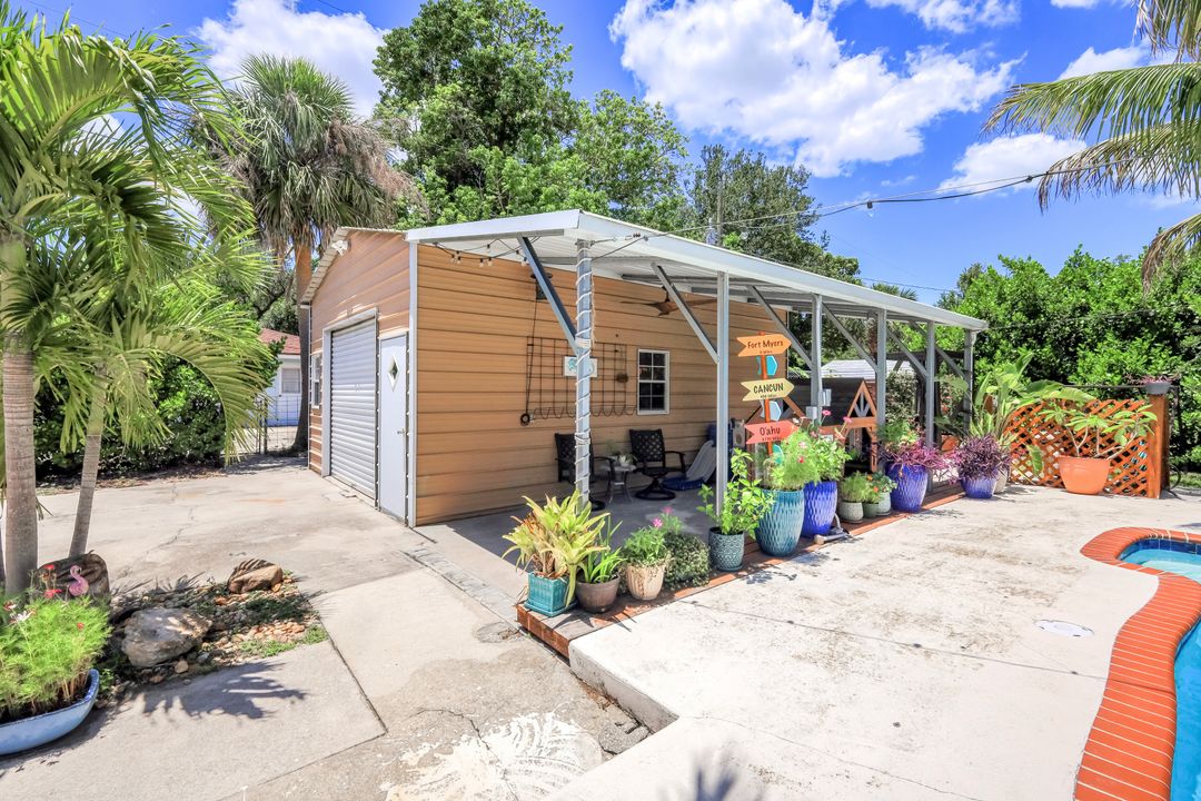 1881 N Evalena Ln, North Fort Myers, FL 33917