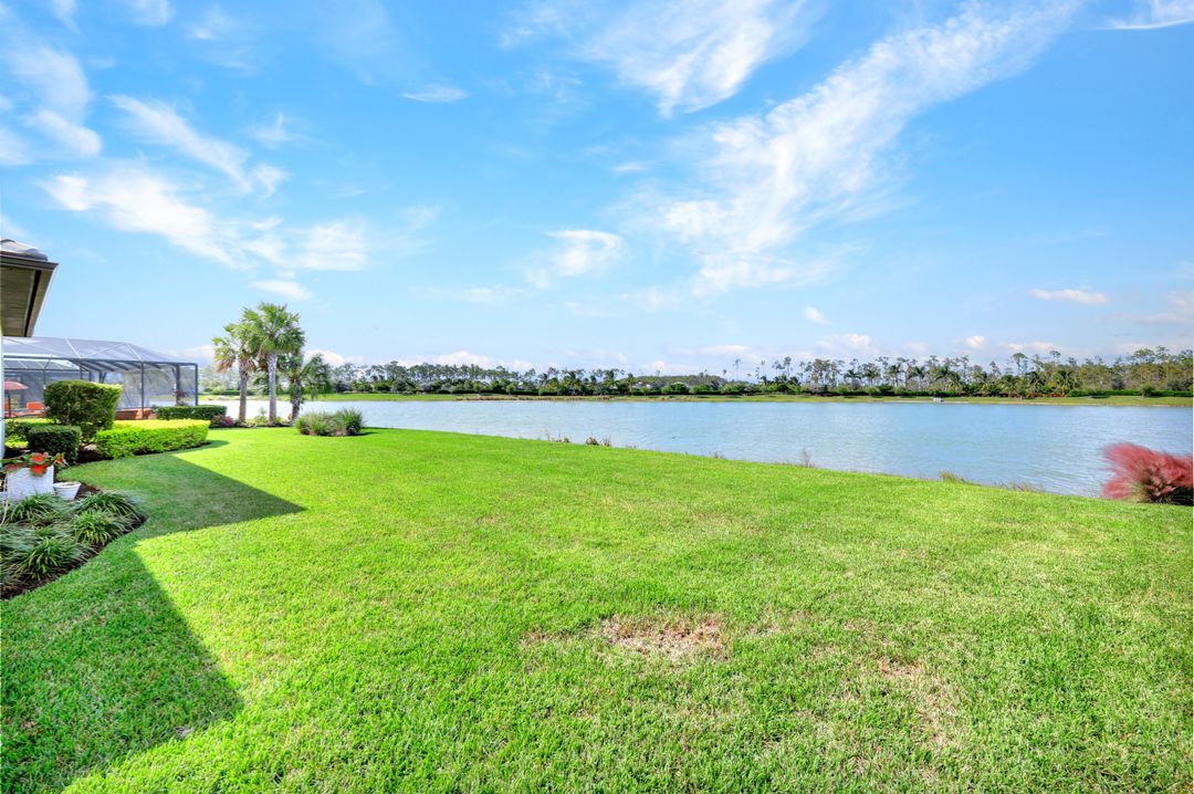 19184 Aqua Shore Dr, Fort Myers, FL 33913