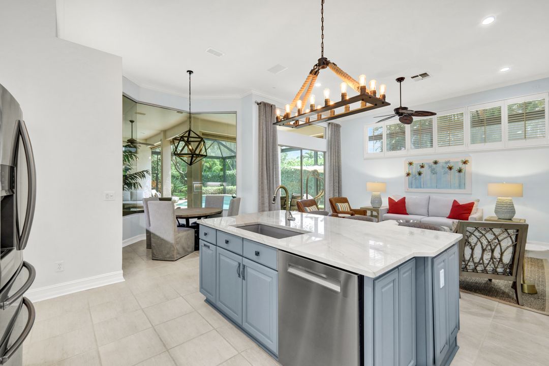 3441 Lakemont Dr, Bonita Springs, FL 34134