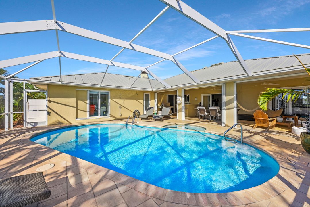 5320 SW 11th Pl, Cape Coral, FL 33914