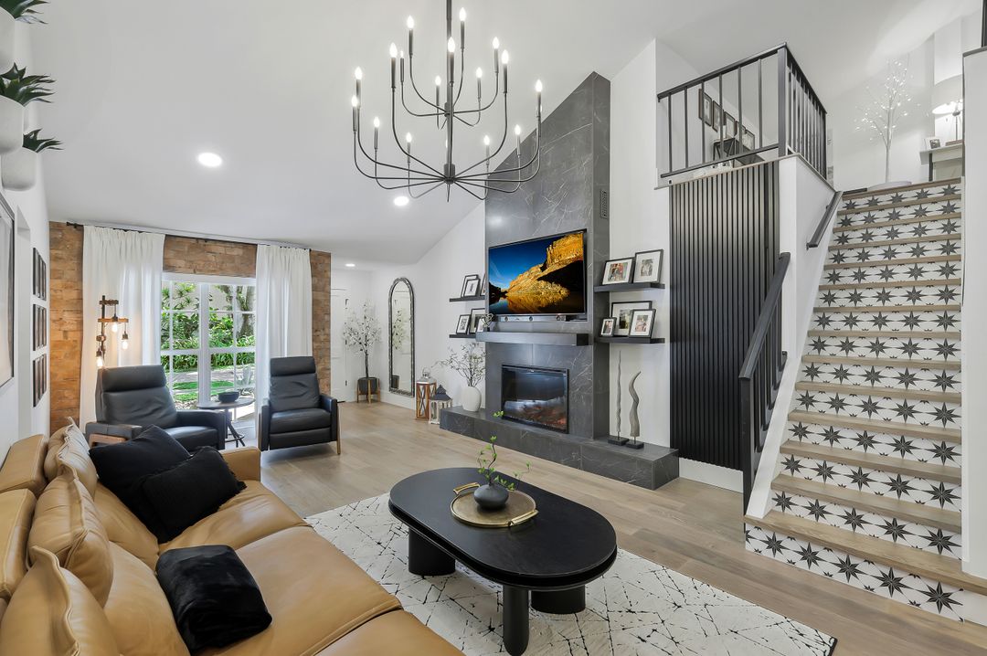 4742 West Blvd #S-8, Naples, FL 34103