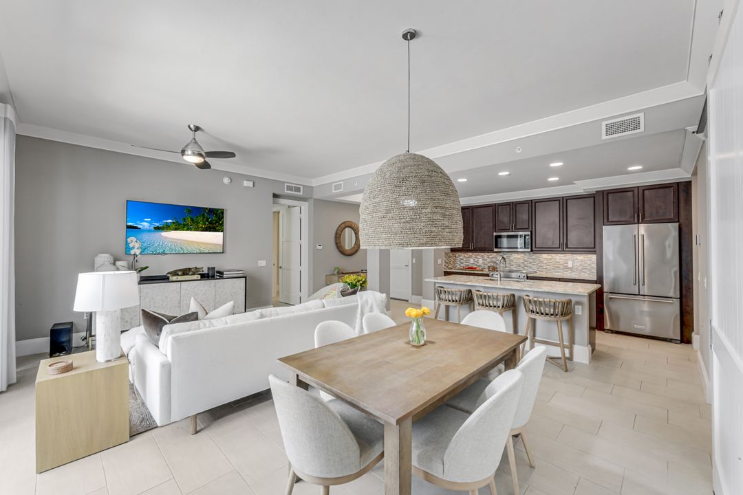 1030 3rd Ave S #216, Naples, FL 34102