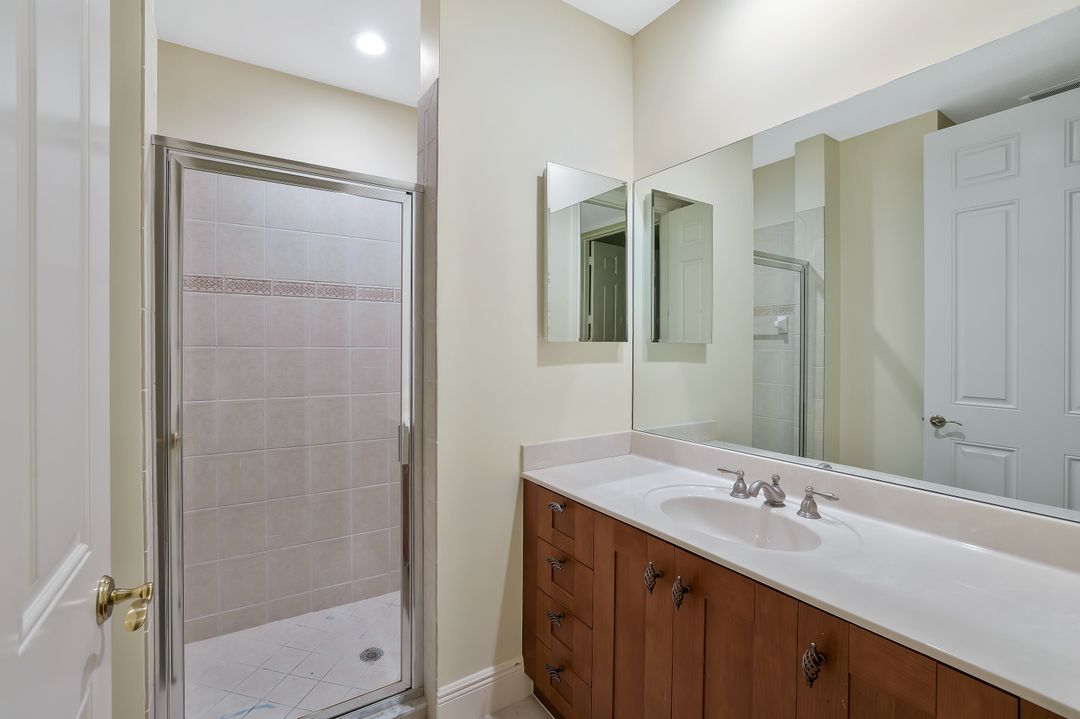9209 Museo Cir #102, Naples, FL 34114