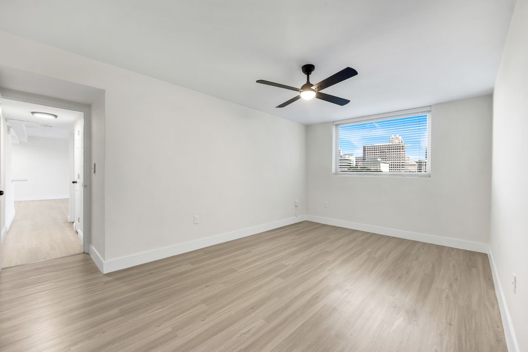 20 W Lucerne Cir #609, Orlando, FL 32801