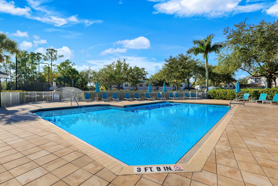 15715 Marcello Cir, Naples, FL 34110