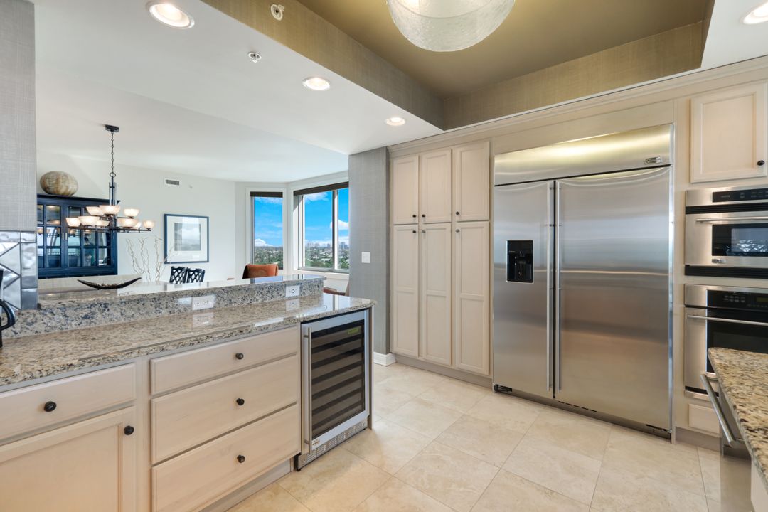 275 Indies Way #1001, Naples, FL 34110