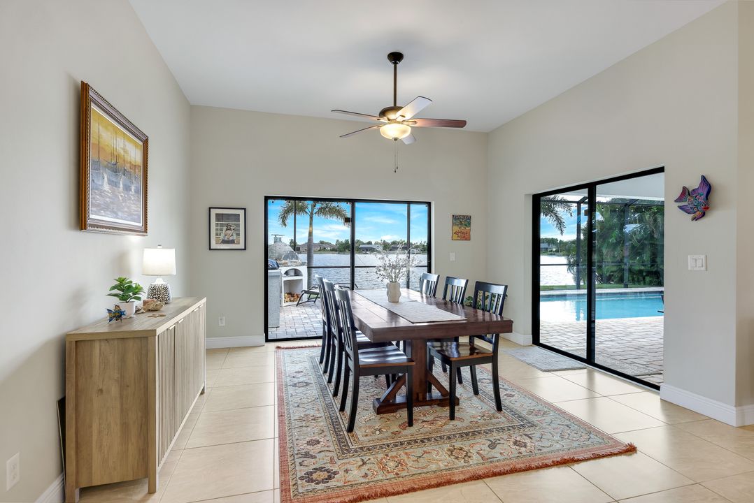 401 NE 19th Pl, Cape Coral, FL 33909