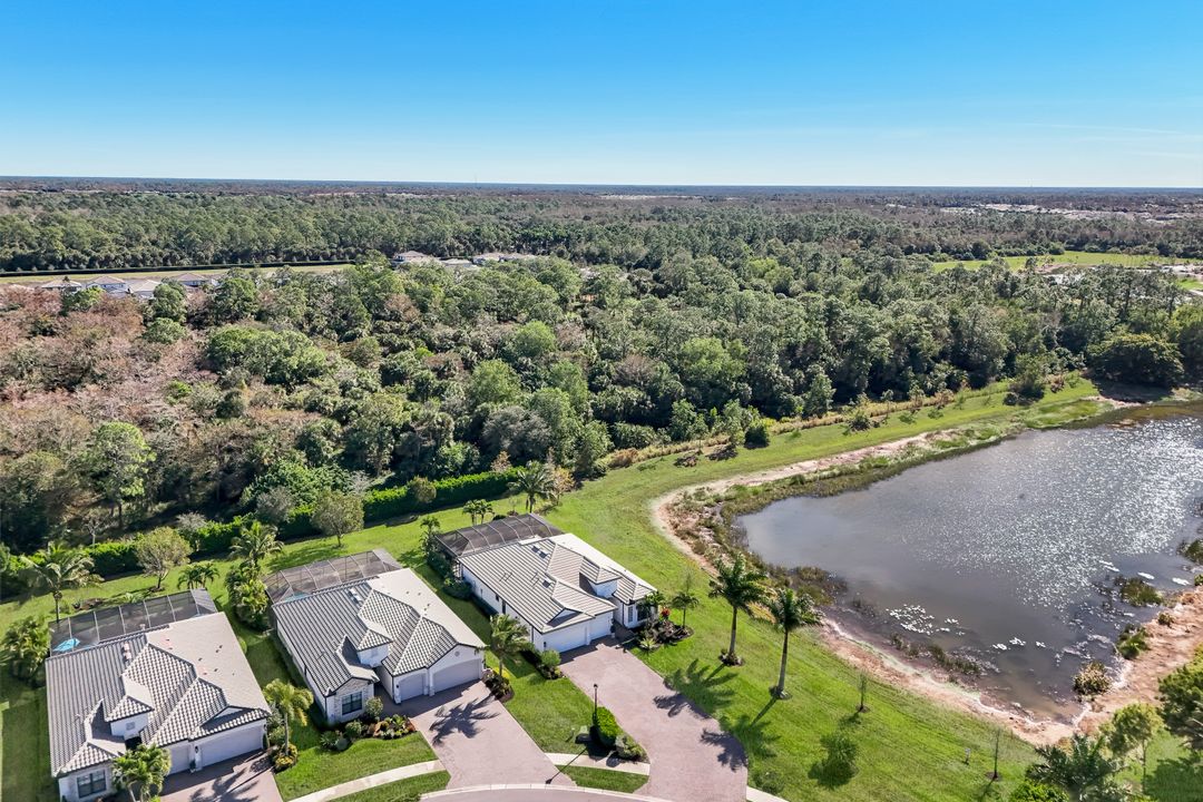 2302 Grenadines Way, Naples, FL