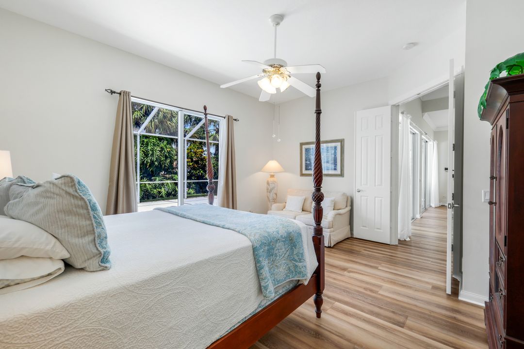 2984 Gilford Way, Naples, FL 34119
