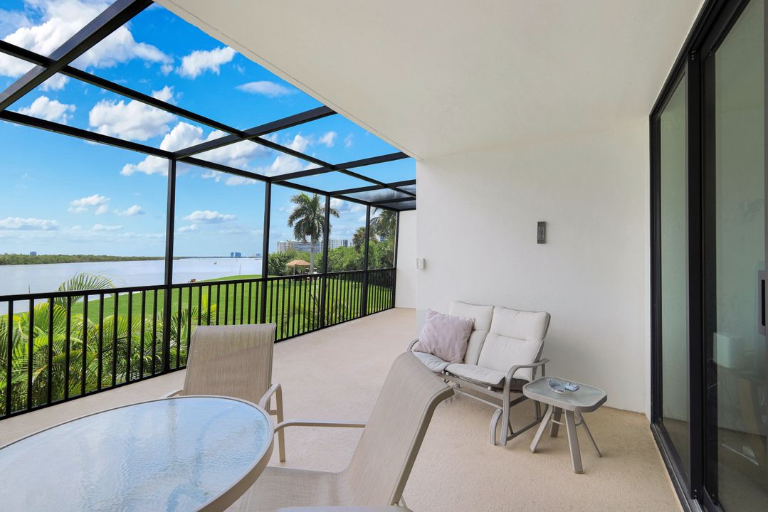 4253 Bay Beach Ln #F1, Fort Myers Beach, FL 33931
