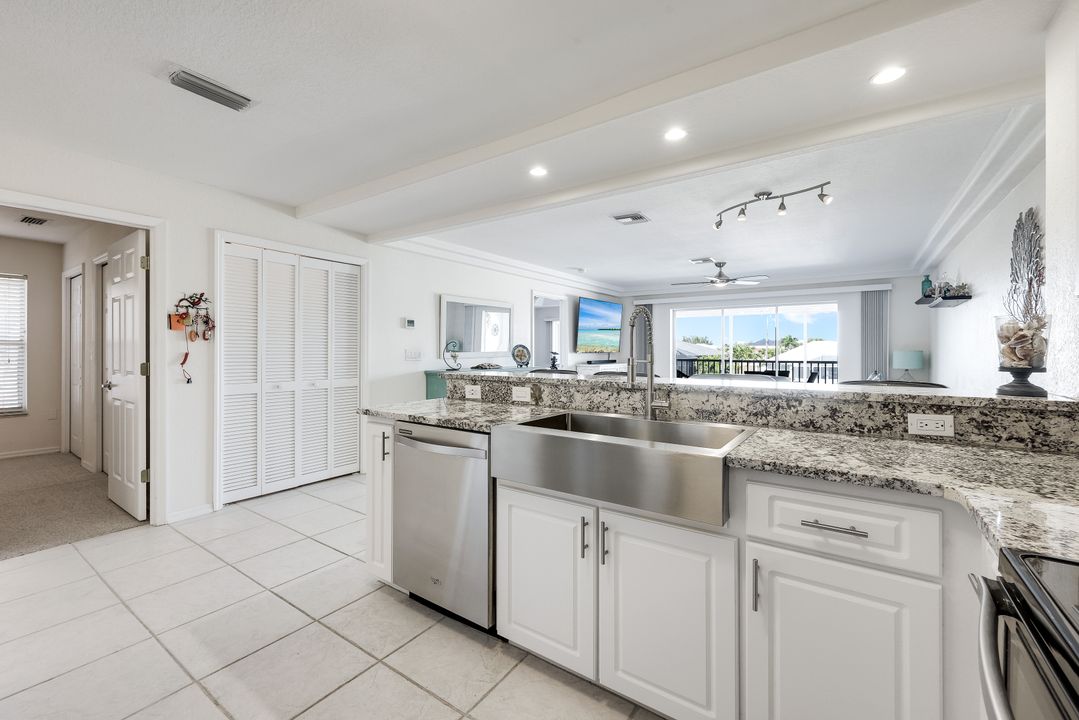 841 SW 47th Terrace #201, Cape Coral, FL 33914