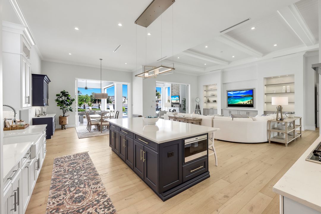 16415 Seneca Way, Naples, FL 34110