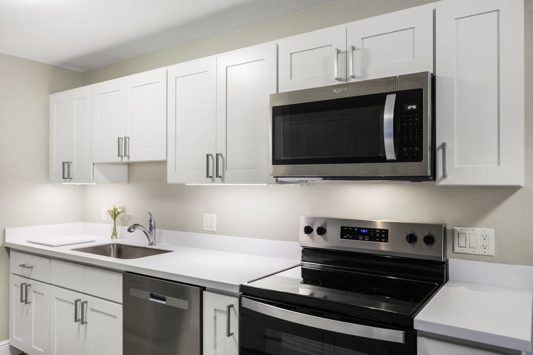 17420 Birchwood Ln #2, Fort Myers, FL 33908