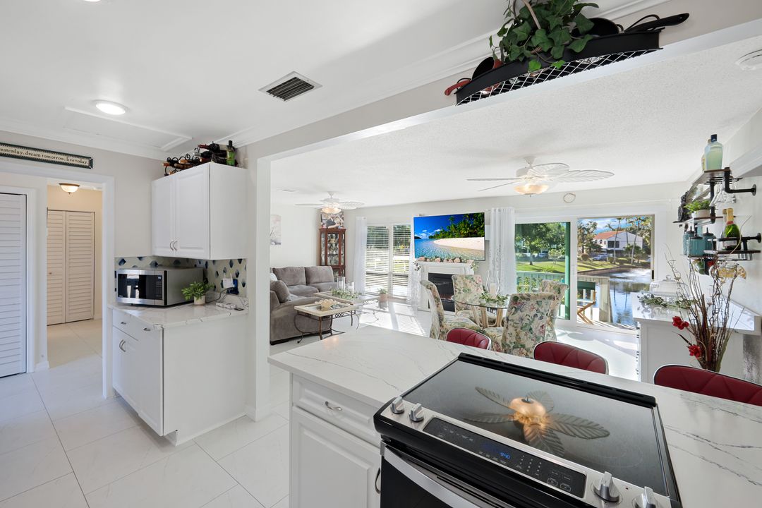 4251 Island Cir #3, Fort Myers, FL 33919