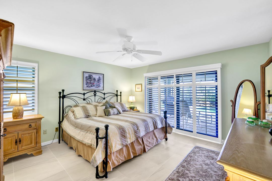 9534 Campbell Cir, Naples, FL 34109