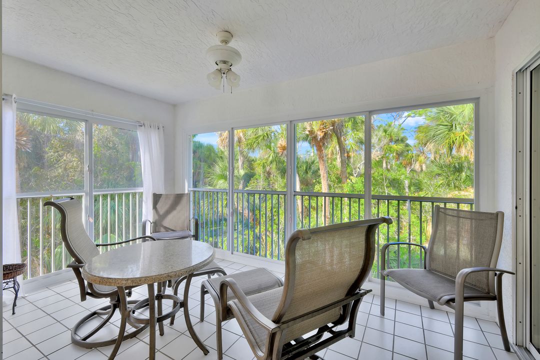 743 Wiggins Lake Dr #201, Naples, FL 34110