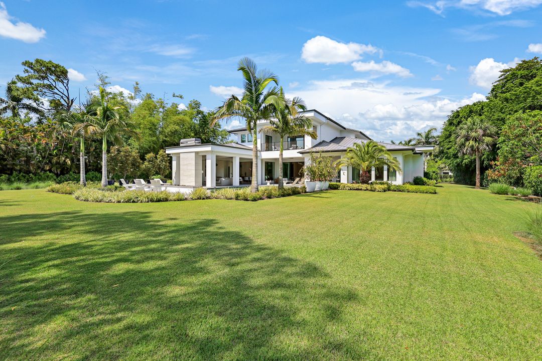 493 Carica Rd, Naples, FL 34108