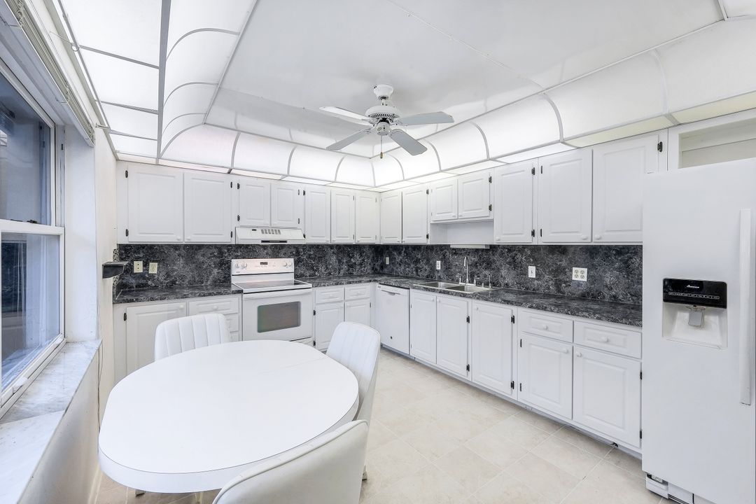 197 Albi Rd #2, Naples, FL 34112