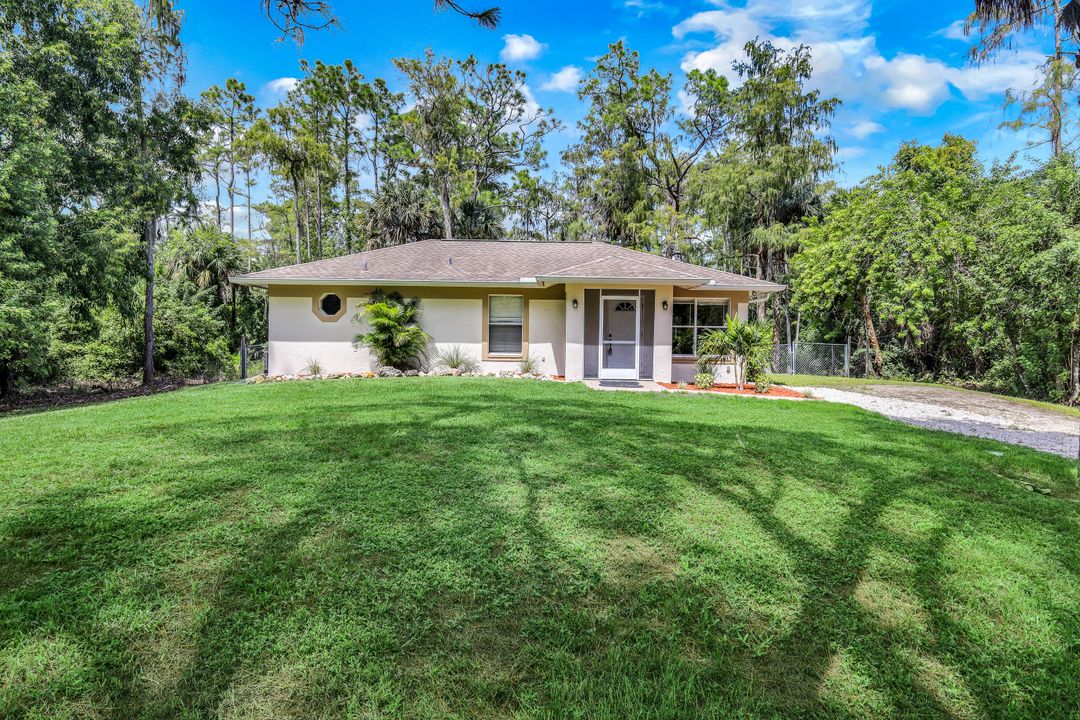 4285 16th Ave NE, Naples, FL 34120