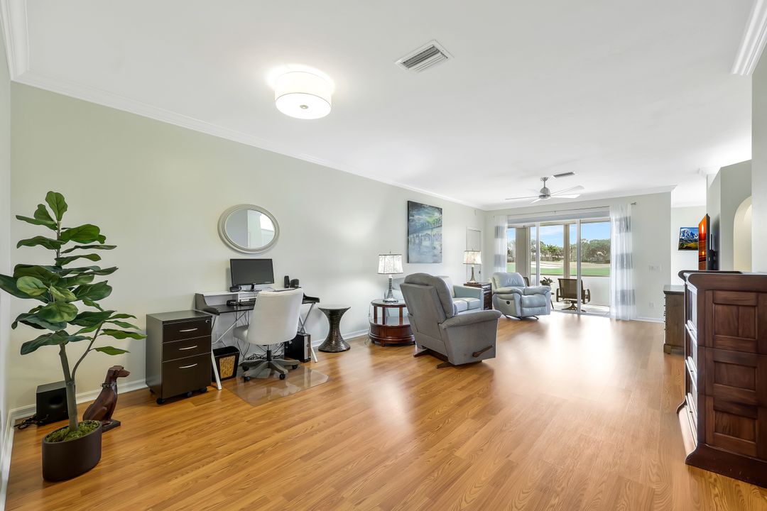 5877 3 Iron Dr #702, Naples, FL 34110
