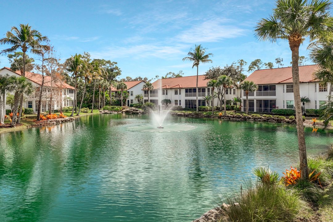 2180 Hawksridge Dr #2002, Naples, FL 34105